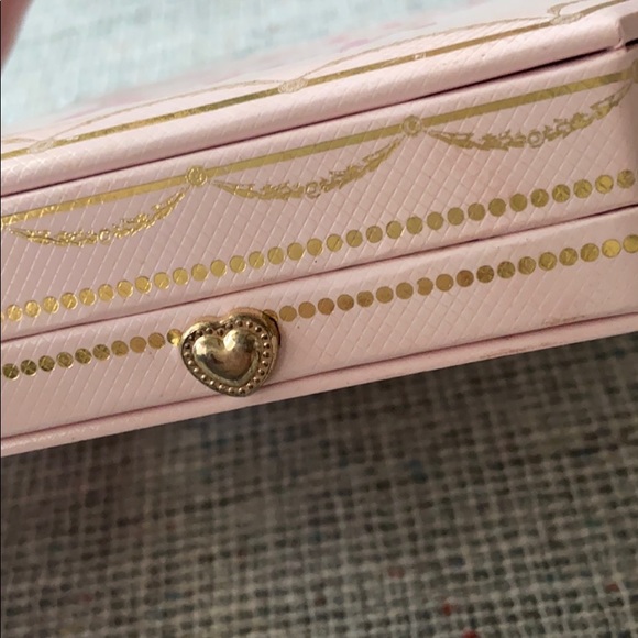 TooFaced Eyeshadow - Picture 4 of 4